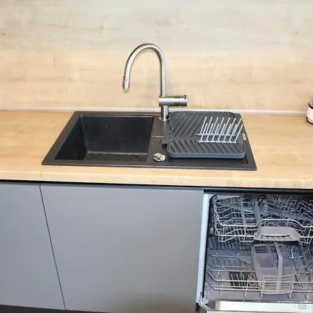 C-views Трогір